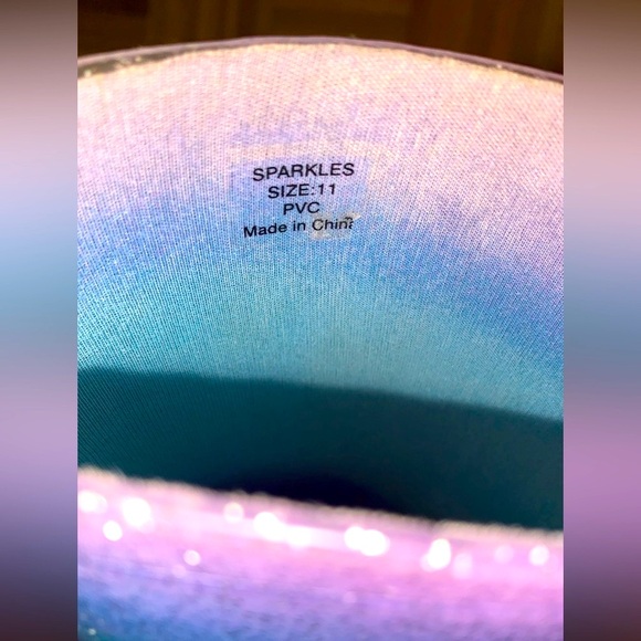 Girls Size 11 - Rain Boots - Mid-Calf - Sparkle / Glittery / Light Up Soles! - Picture 4 of 4